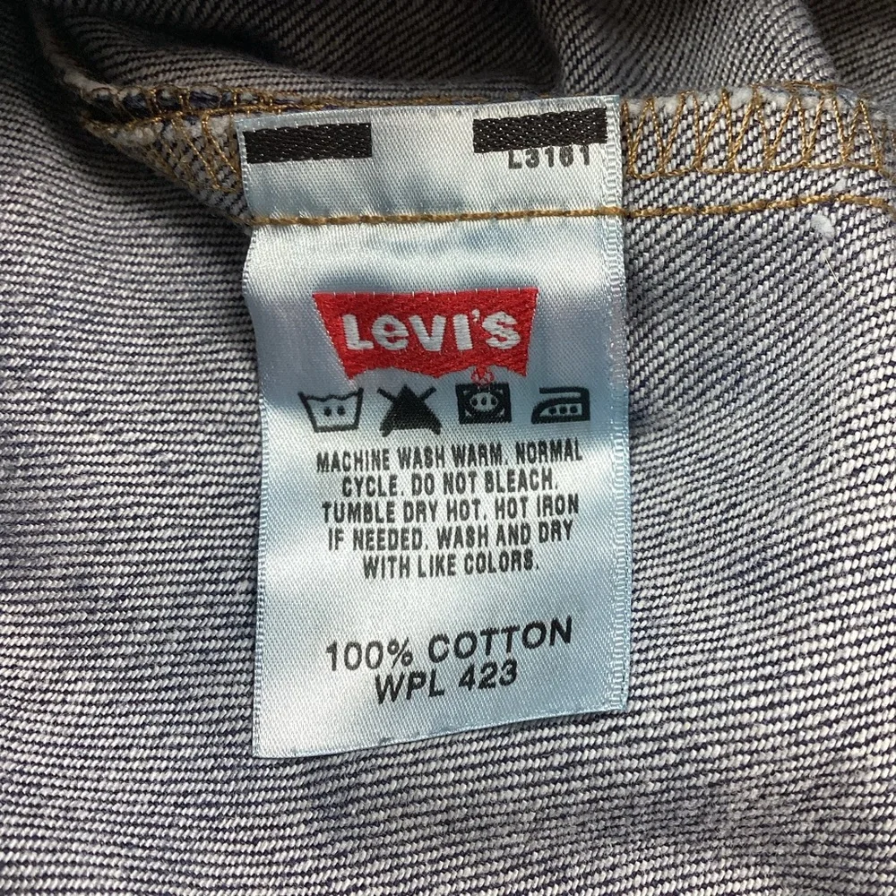 Levi’s 501 Straight Leg Button-fly Jeans